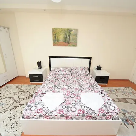 Apartment Sunny Days Residens Bektas 1