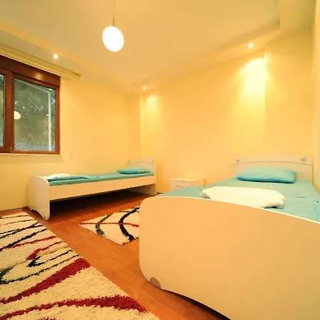 Apartment Sunny Days Residens Bektas 1 *